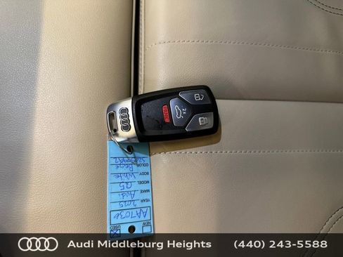 Used 2025 Audi Q5 2.0T Premium w/ Convenience Plus Package image 33