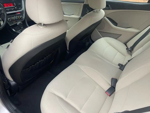 Used 2015 Kia Optima LX image 12