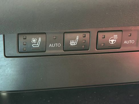 Used 2023 Lexus ES 300h F Sport FWD image 29