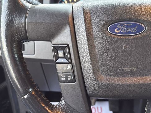 Used 2011 Ford F150 XLT w/ XLT Chrome Pkg image 10