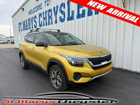 Used 2021 Kia Seltos S AWD/4WD image 1
