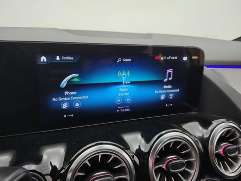 Certified 2022 Mercedes-Benz GLA 250 image 12