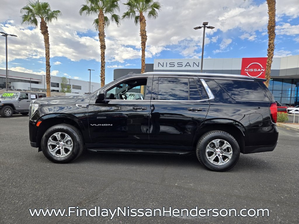 Used 2023 GMC Yukon SLE RWD image 3