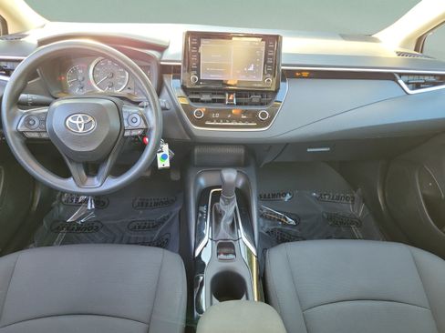 Used 2022 Toyota Corolla LE FWD image 14