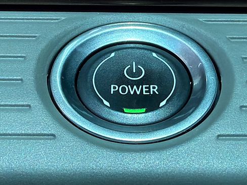 Used 2024 GMC Hummer EV 3X w/ LPO, Illumination Package image 37