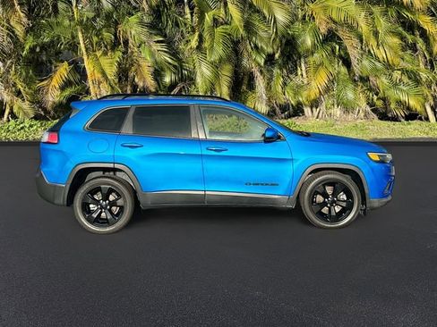 Used 2021 Jeep Cherokee Latitude Plus image 4