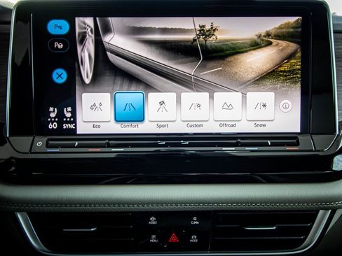 New 2026 Volkswagen Atlas SEL Premium R-Line image 5