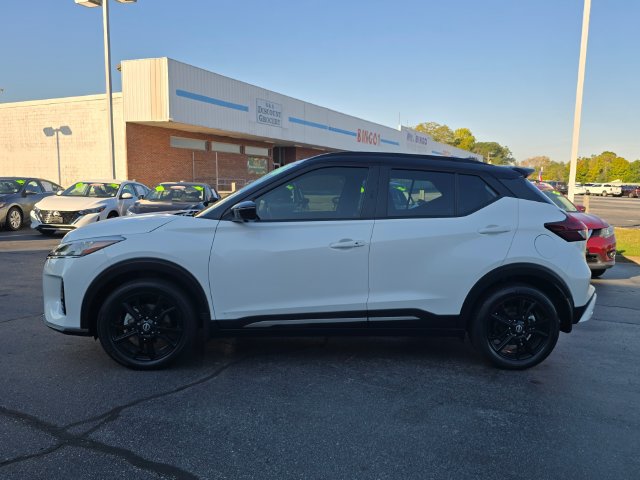 Certified 2023 Nissan Kicks SR FWD image 6