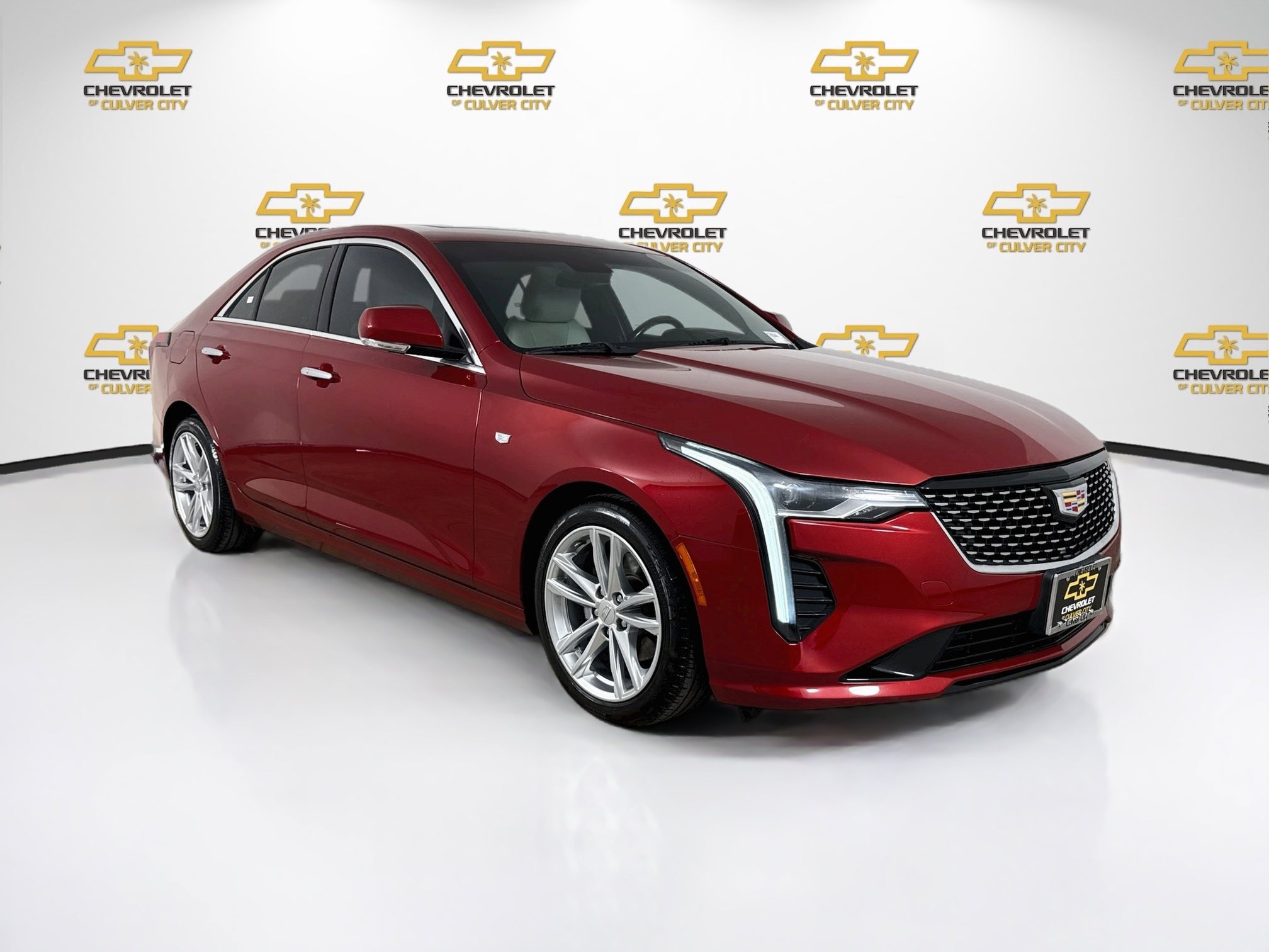 Used 2020 Cadillac CT4 Luxury w/ Sun And Sound Package RWD image 1
