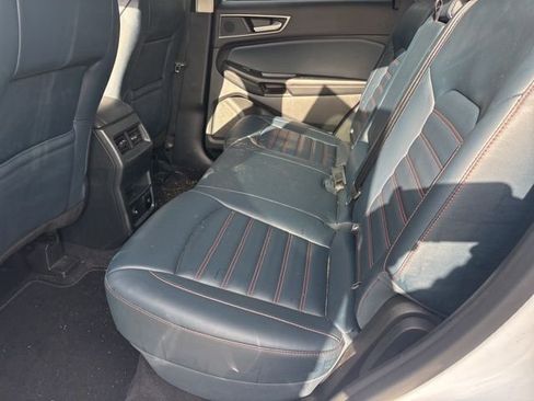 Used 2022 Ford Edge SEL w/ Sport Appearance Package image 11