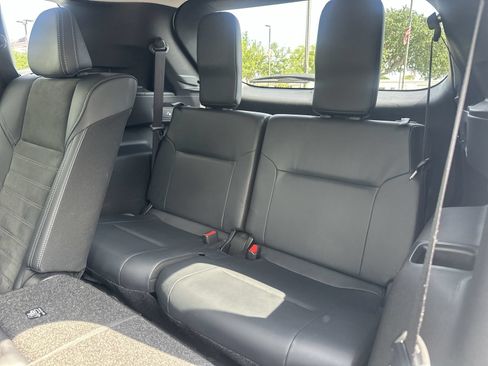Used 2025 Mitsubishi Outlander SE FWD image 32