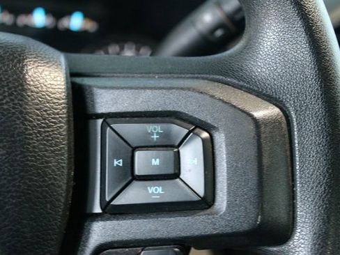 Used 2020 Ford F150 XLT image 16