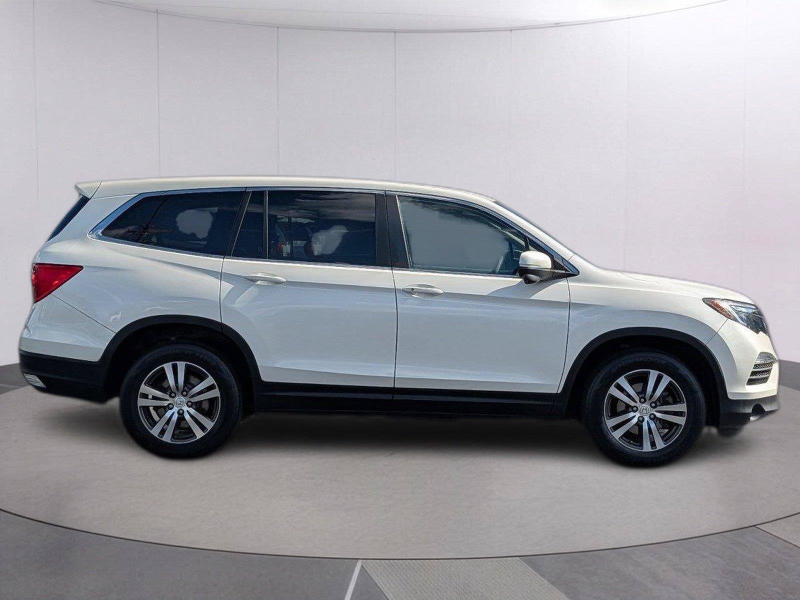 Used 2017 Honda Pilot EX-L image 6
