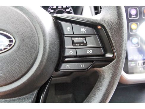 Used 2024 Subaru Crosstrek 2.0i Premium AWD/4WD image 16