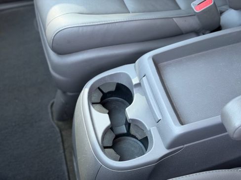 Used 2014 Honda Odyssey EX-L image 24