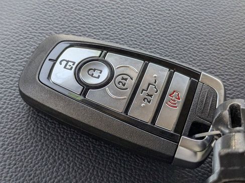 New 2025 Ford F150 Lariat w/ Equipment Group 502A High image 32