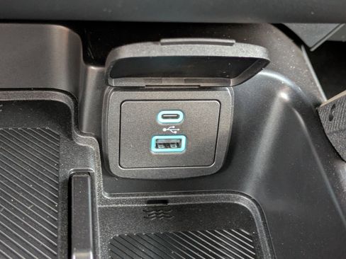 New 2025 Ford Bronco Badlands image 29