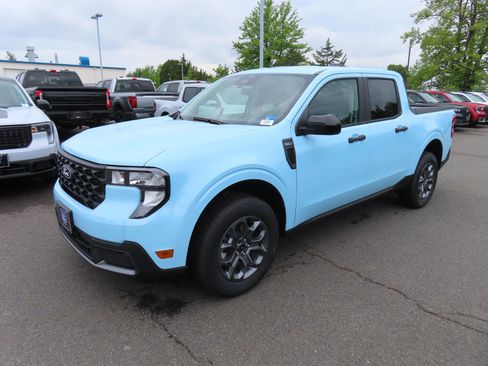 New 2026 Ford Maverick XLT AWD/4WD image 3