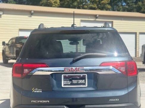 Used 2019 GMC Acadia SLT image 6
