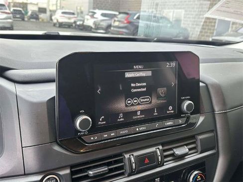 Certified 2024 Nissan Pathfinder S image 25