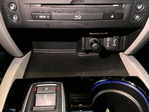 Used 2017 Honda Pilot Elite image 15