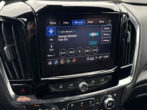 Used 2023 Chevrolet Traverse Premier w/ Redline Edition image 22