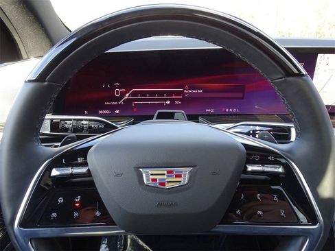 Certified 2025 Cadillac Escalade Premium Luxury w/ LPO, Floor Liner Package image 21