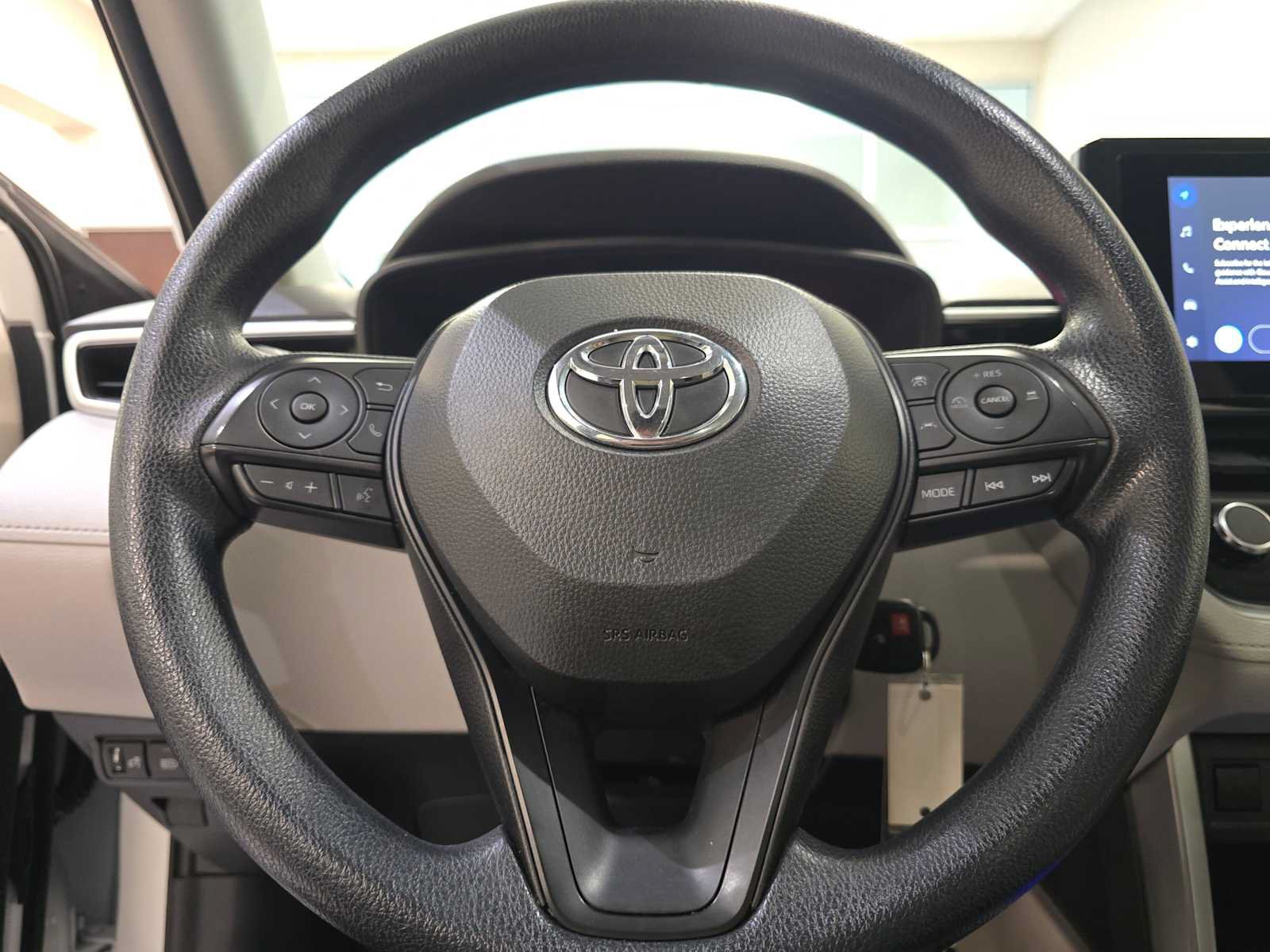 Certified 2024 Toyota Corolla Cross L AWD/4WD image 11