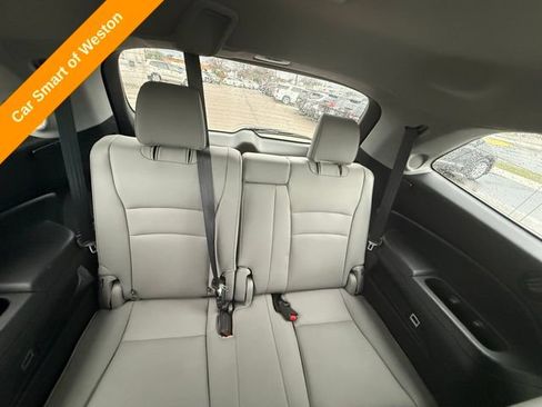 Used 2017 Honda Pilot Touring image 35