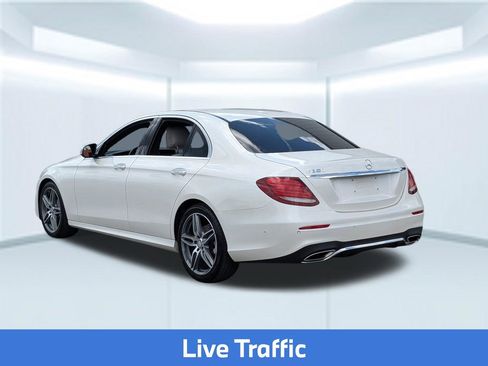 Used 2017 Mercedes-Benz E 300 image 4
