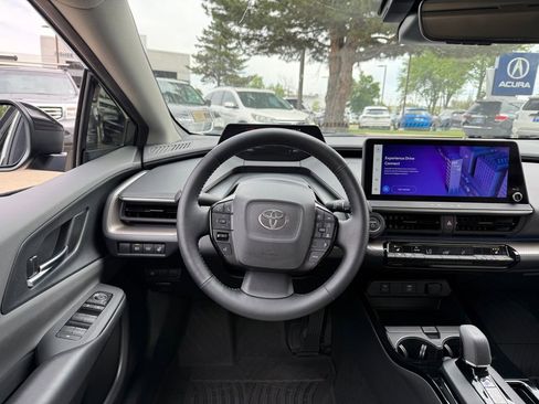 Used 2023 Toyota Prius XLE AWD/4WD image 2