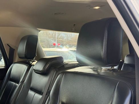 Used 2024 Ford Expedition Max XLT image 24