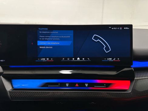 Used 2026 BMW M5 Touring AWD/4WD image 33