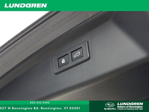 Used 2023 Subaru Outback Premium image 18