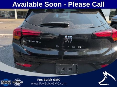 Certified 2024 Buick Encore GX Preferred w/ Comfort Package AWD/4WD image 5
