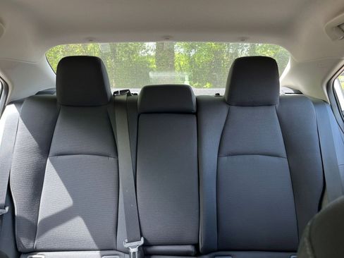 Used 2025 Toyota Corolla LE image 36