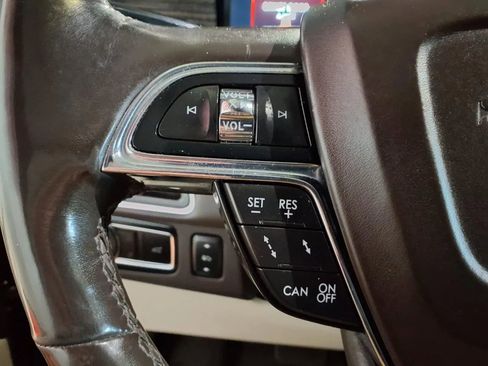 Used 2018 Lincoln Navigator Black Label image 34