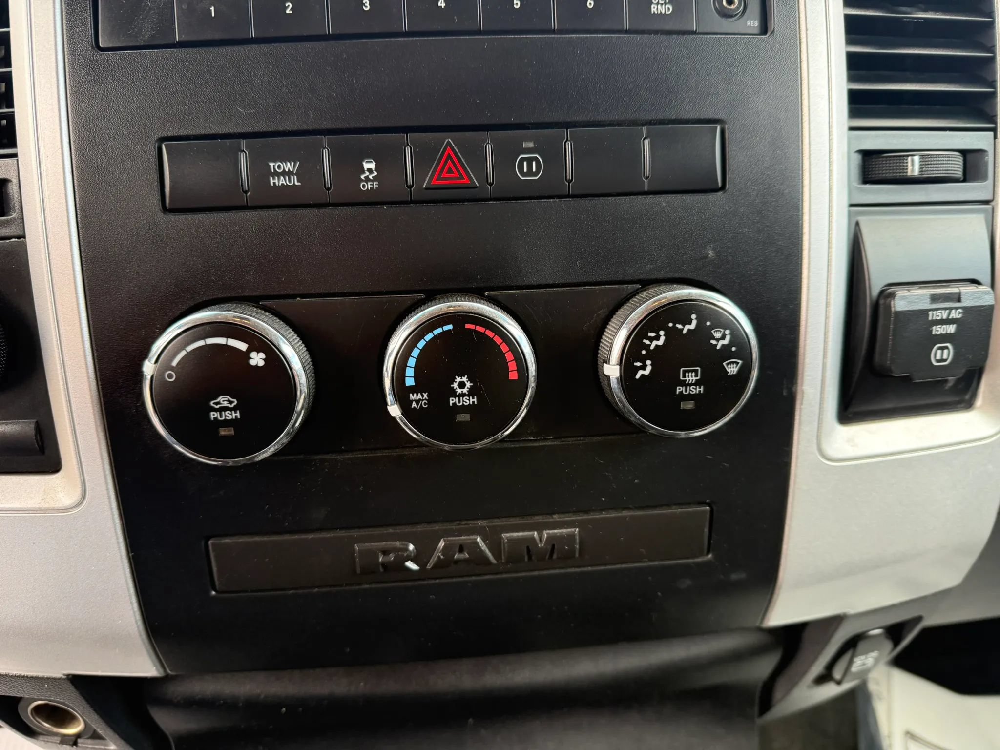 Used 2011 RAM 1500 Big Horn AWD/4WD image 19