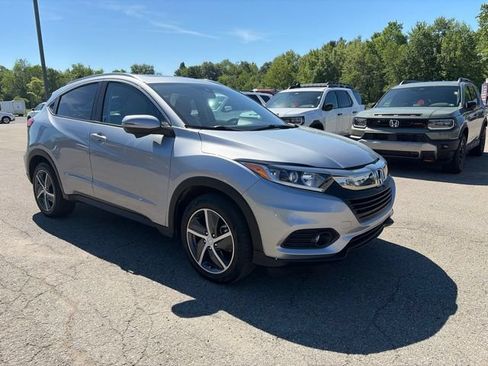 Used 2022 Honda HR-V EX image 9