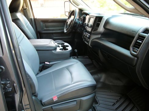 Used 2019 RAM 3500 Tradesman w/ Ambulance Prep Group image 35