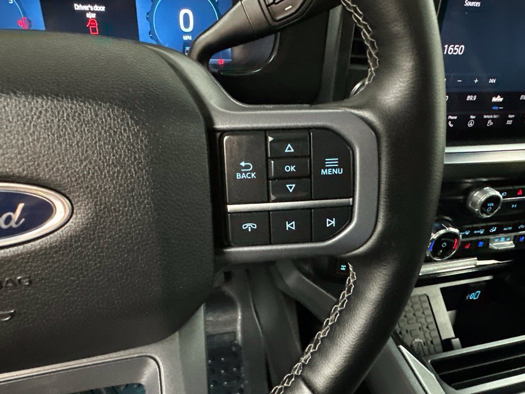 Used 2025 Ford F250 Lariat w/ Lariat Ultimate Package AWD/4WD image 16