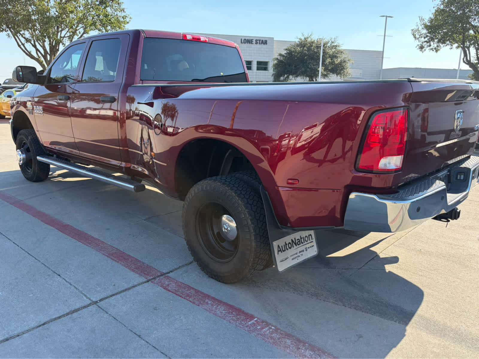 Used 2016 RAM 3500 Tradesman w/ Chrome Appearance Group AWD/4WD image 2