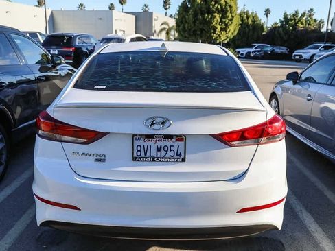 Used 2017 Hyundai Elantra SE image 5