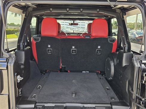 Used 2021 Jeep Wrangler Unlimited Sport image 14