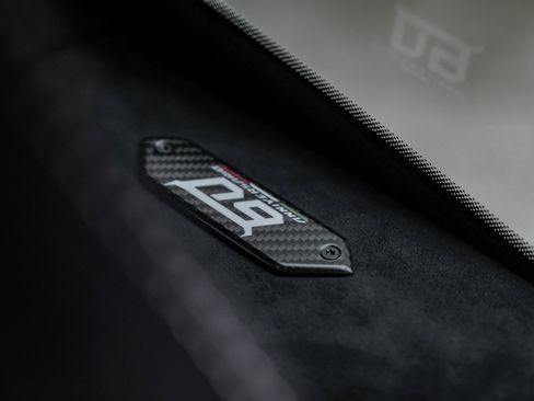 Used 2023 Lamborghini Huracan Tecnica image 38