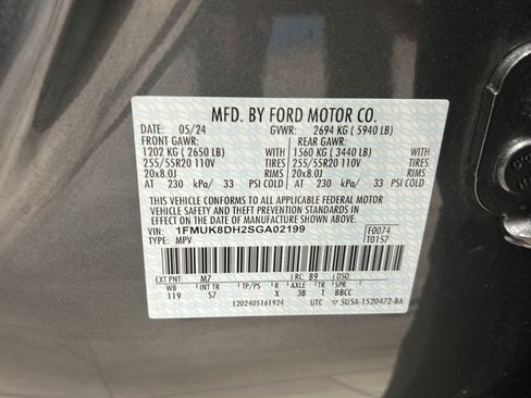 Used 2025 Ford Explorer Active w/ Active Comfort Package AWD/4WD image 30