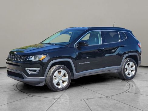 Certified 2019 Jeep Compass Latitude AWD/4WD image 3