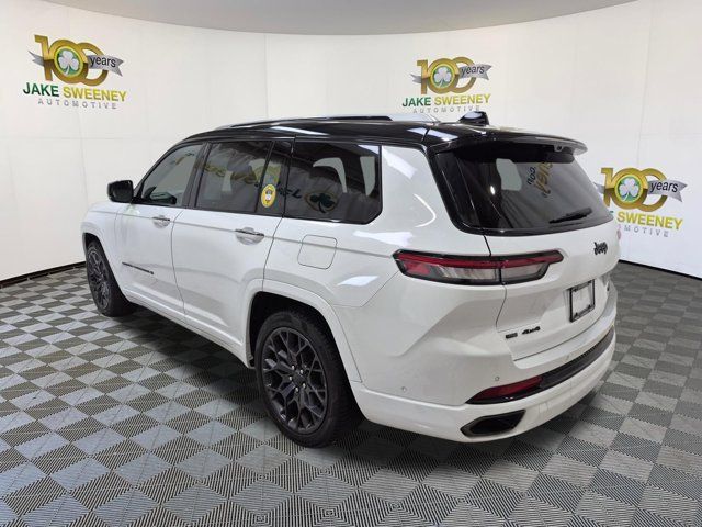 Used 2023 Jeep Grand Cherokee L Summit w/ Advanced Protech Group IV AWD/4WD image 7