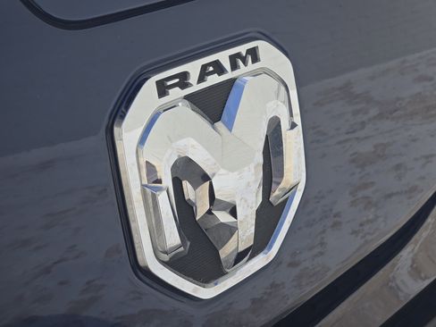 Used 2022 RAM 1500 Laramie image 12