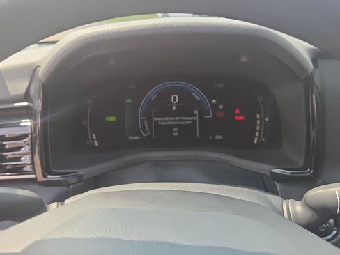Used 2025 Toyota Camry LE FWD image 27